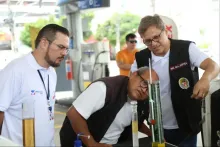 Procon fiscaliza posto